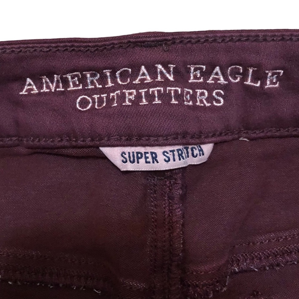 American Eagle Outfitters Super Stretch Hi-Rise Shortie Burgundy Shorts, size 4 - Picture 4 of 6